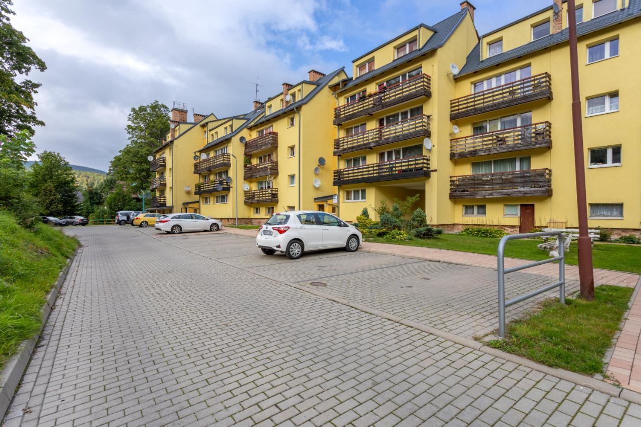 Apart-Invest Apartament Paryski Szklarska Poręba Exteriör bild
